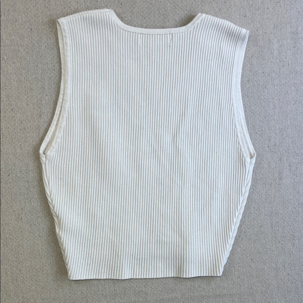 House of Harlow 1960 Cream Ribbed Cropped Tank - Picture 7 of 7